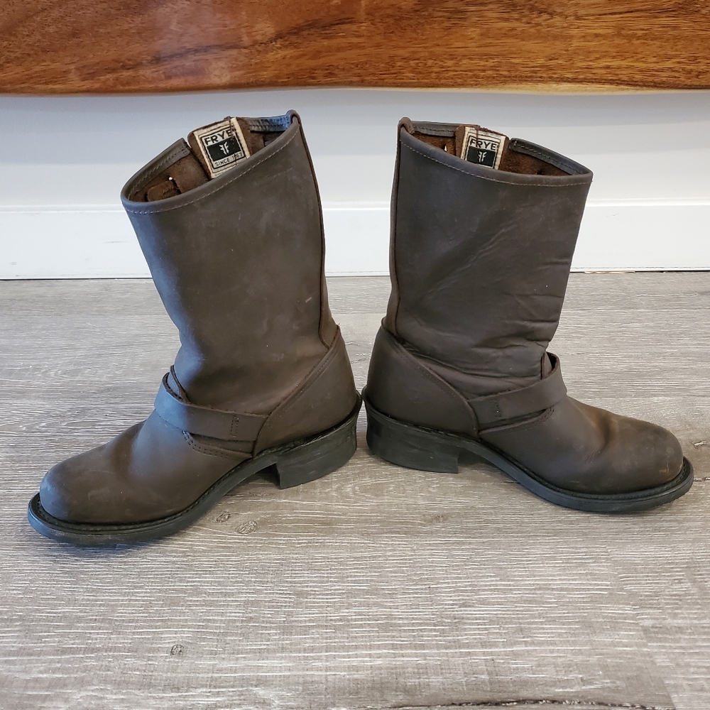 FRYE LEATHER BOOTS #77400 WOMENS ENGINEER BROWN 7 - Picture 3 of 16
